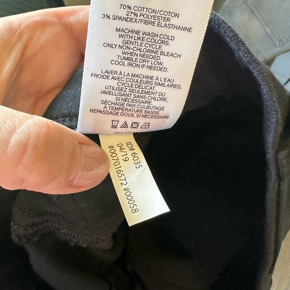 3/$8 🍁 Express Stretch+ Mid-Rise Legging - Picture 12 of 12